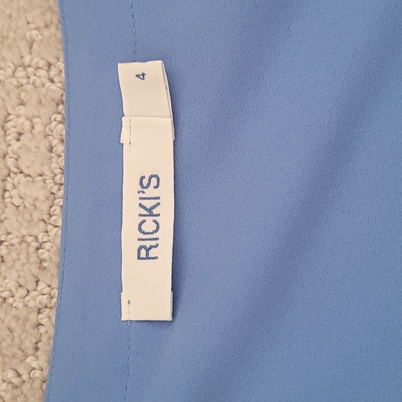 Ricki's v neck blouse - Picture 3 of 3